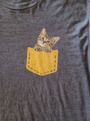 Cat in Pocket Unisex Shirt Large Blue Cat vintage T-shirt retro trendy 80s 90s