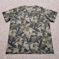 Under Armour Freedom Shirt Mens XL Green Camo Graphic Tee USA Flag 11107