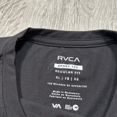 RVCA VA Sport Tee T Shirt Mens XL Black Gym Workout Regular Fit Rubber Logo