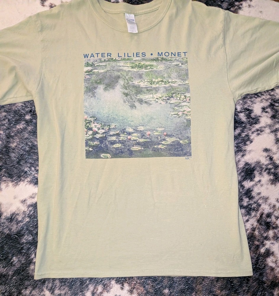 Gildan Ultra Cotton Men’s Green Monet Water Lilies Art Graphic Tee Crew Neck L