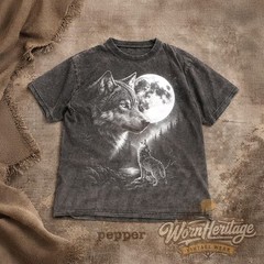Vintage Wolf Wildlife Animal Comfort Tee