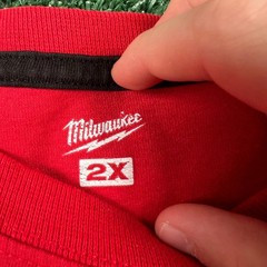 Milwaukee T-Shirt Men’s 2XL Red Short Sleeve Pocket Workwear Crewneck Cotton