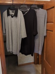 Gently Worn – 3 Men’s Claiborne Shirts – XXL Black And Grey – V Neck And Rounded