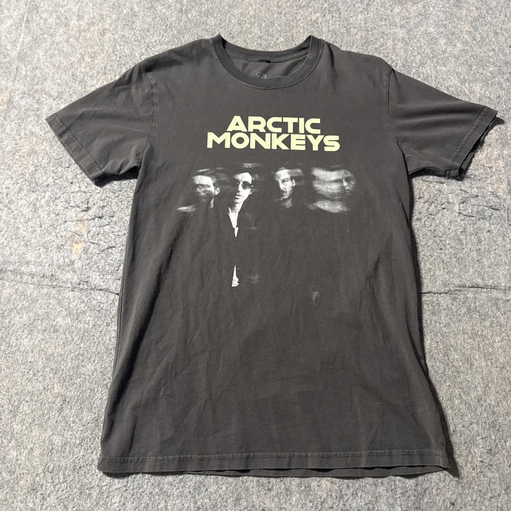 Arctic Monkeys T Shirt Mens Small Graphic Print Short Sleeves Logo Spellout Gray