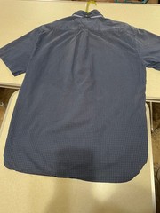 MEN’S SIZE LARGE TOMMY HILFIGER BLUE /PIN STRIPES – SHORT SLEEVE BUTTON UP SHIRT