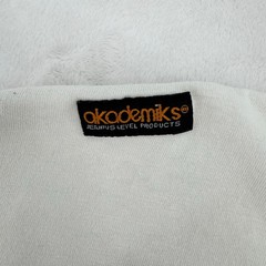 Akademiks Love Is A Trap T-Shirt Cotton Crew Grunge Streetwear Skater Stained