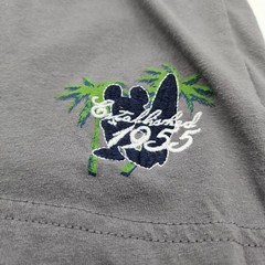 Disneyland Resort Embroidered Surf Team Men’s Shirt Size large Gray Short Sleeve