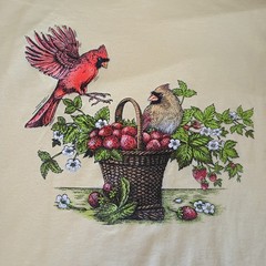 VINTAGE Cardinal Birds & Strawberries T Shirt Size XL, Cottagecore, Grandmacore