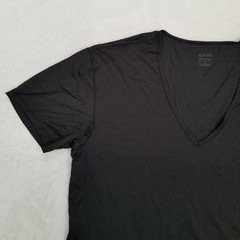 UNIQLO AIRism Men’s Small Black Stretch T-Shirt V-Neck Short Sleeve Casual