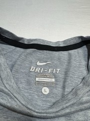 Nike T Shirt Mens L Medium Grey Heather Dri Fit Breathable Lightweight Training