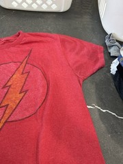 Official DC Comics The Flash T Shirt Distressed Logo Red – Size Large L Soft