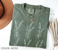 Lavender Vintage Style Comfort Tee Shirt