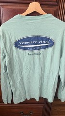 Vineyard Vines XS Green Long Sleeve Pocket Crew Neck Bermuda Logo Graphic Tee