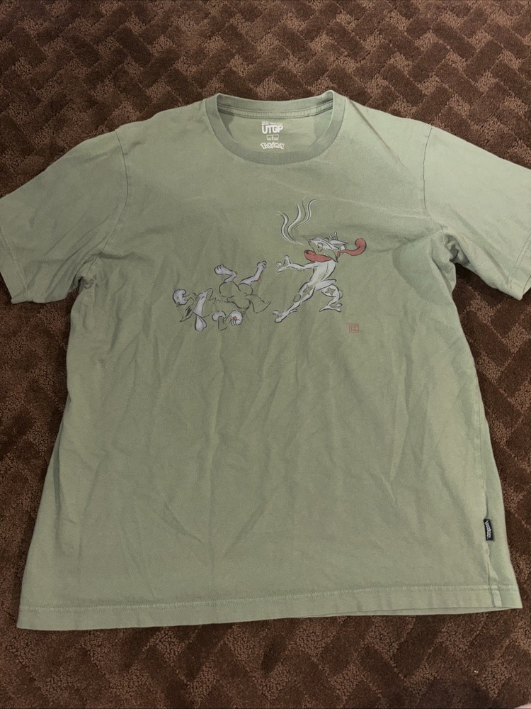 Green Short Sleeve Pokemon Uni-qlo T Shirt Size L