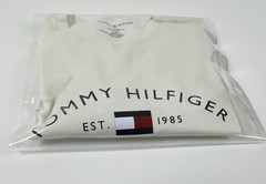 Tommy Hilfiger Men’s Crew Neck Short Sleeve Est. 1985 Flag Logo Tee M Beige