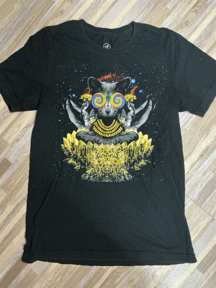 Mellow Mushroom House of Shroom Cosmic Zen Cat Graphic T-Shirt