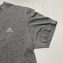 Adidas Climate Men’s Gray T Shirt Size XL Short Sleeve Front Logo Round Neck