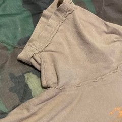 Cremieux tan y2k style tee fleur crest vtg inside out seam L/22.5