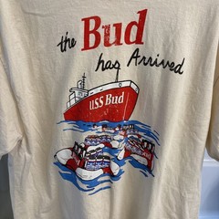 Budweiser T-Shirts (2) Men’s XL & Adjustable Strap Hat White Graphic Print