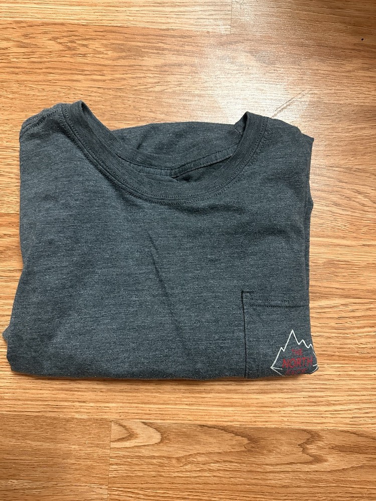 The North Face Men’s T-Shirt Short Sleeve Half Size L