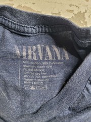 Nirvana Smiley Face Classic Spell Out Blue Yellow T-Shirt Men’s Medium