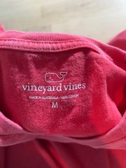 Vineyard Vines Men’s Lifeguard Whale Graphic Pocket T-Shirt – Red (Size M)