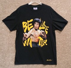 Bruce Lee x Shoe Palace Black T-shirt Size Men’s Large “Be Like Water”