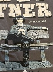 Knotts Berry Farm 3XL T-Shirt HANDSOME BRADY and WHISKEY BILL Bench Sculpture