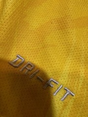 Nike Strike and Destroy Japan Graphic Sz M Brazil Yellow Jersey-340