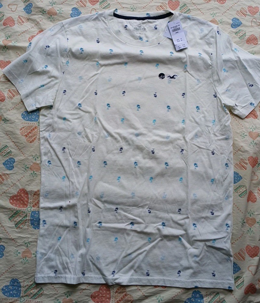 Hollister Must-Have Collection Short Sleeve Palm Tree Pattern SZ L T-Shirt NWT
