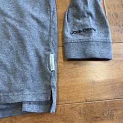 John Deere Embroidered Logo Men’s Long Sleeve T-Shirt Gray Size M