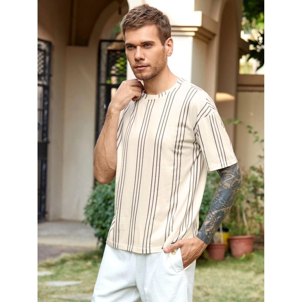 NEW SHEIN Men 1pc Vertical Striped Drop Shoulder Tee Size L