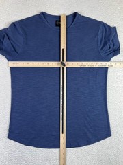 Cuts Shirt Mens Medium Blue Short Sleeve Crewneck Curve-Hem Casual Tee