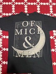 Of Mice & Men Moon T-Shirt M Metalcore Warped Tour Hot Topic Emo VTG Y2K