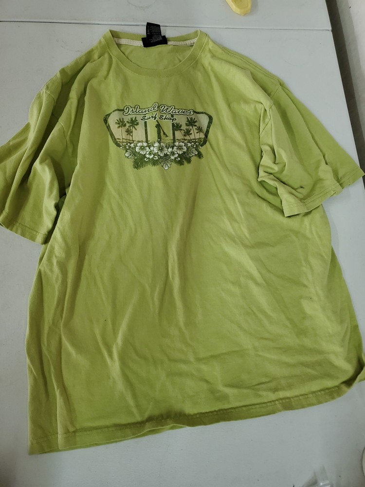 Vintage Y2K No Boundaries Island Waves Surf Shop Olive Green T-shirt Large