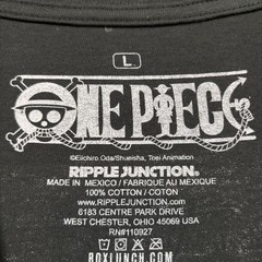 One Piece Wanted Poster T-Shirt Size Large