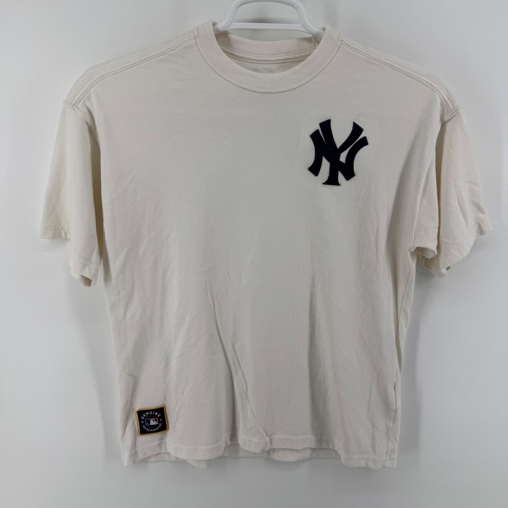 MLB Genuine Merchandise New York Yankees Cream Embroidered T-Shirt Size 15/16
