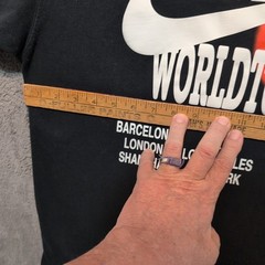 Nike Shirt Black M Graphic Limited Edition World Tour Oregon MOVE YOUR BODY Mens