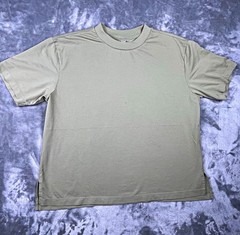 Uniqlo AIRism T Shirt Mens Large Beige Boxy Short Sleeve Crew Neck Cotton Tee