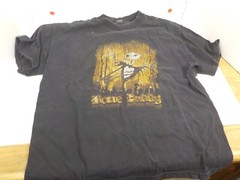 N A312 Disney Nightmare Before Christmas Size Small T-Shirt Lot (A)