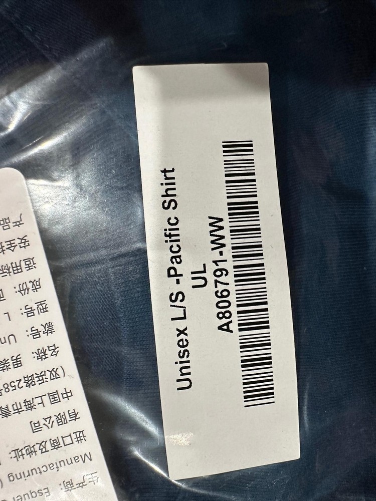 New Authentic Apple Unisex Long Sleeve T Shirt in Blue Store Employee Uniform