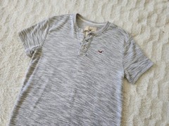 HOLLISTER Mens Textured Boucle Short Sleeve Henley Marled Gray S