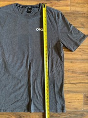 Oakley T-Shirt XL 3D Logo Tee with Sci-Fi Back Print Charcoal Grey Streetwear