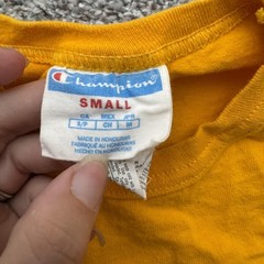 Champion Shirt Mens Small Yellow Embroidered Logo Classic Casual Tee 100% Cotton
