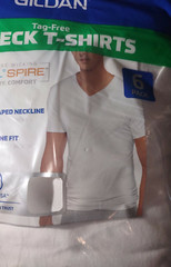 Gildan Men’s V-Neck T-Shirts, Multipack, White (6-Pack), Small