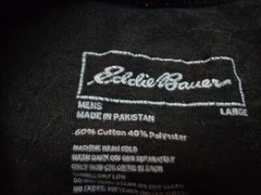 Eddie Bauer Mens Solid Black T Shirt Size Large FITS TIGHT FLAWS