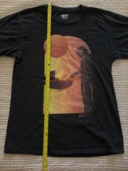 Star Wars The Mandalorian Grogu Black Men’s T-Shirt Size Medium Short Sleeve