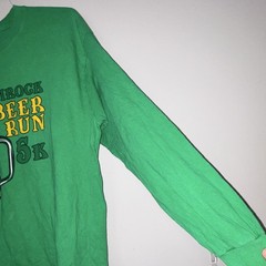 Gildan Heavy Cotton Men’s L Green Shamrock Beer Run 5K Graphic Long Sleeve Tee