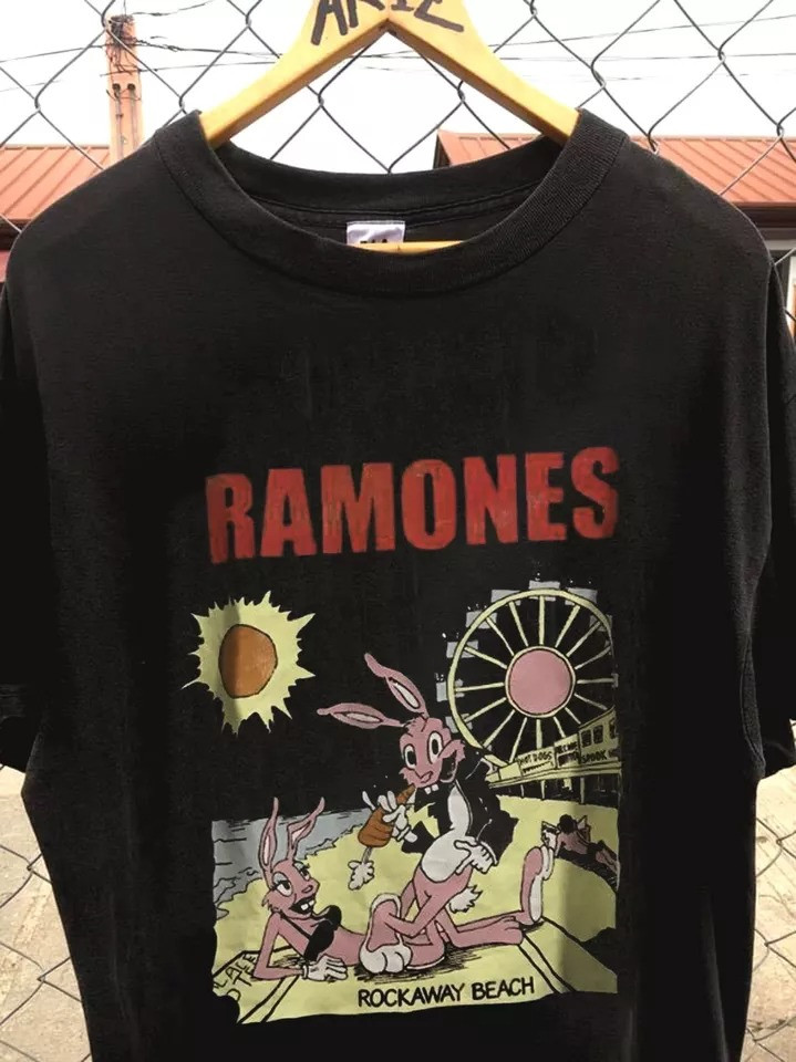 New Ramones Rockaway Beach t-shirt, gift for fan new black