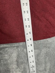 men’s oakley t shirt Medium Burgandy Maroon Made for Buckle